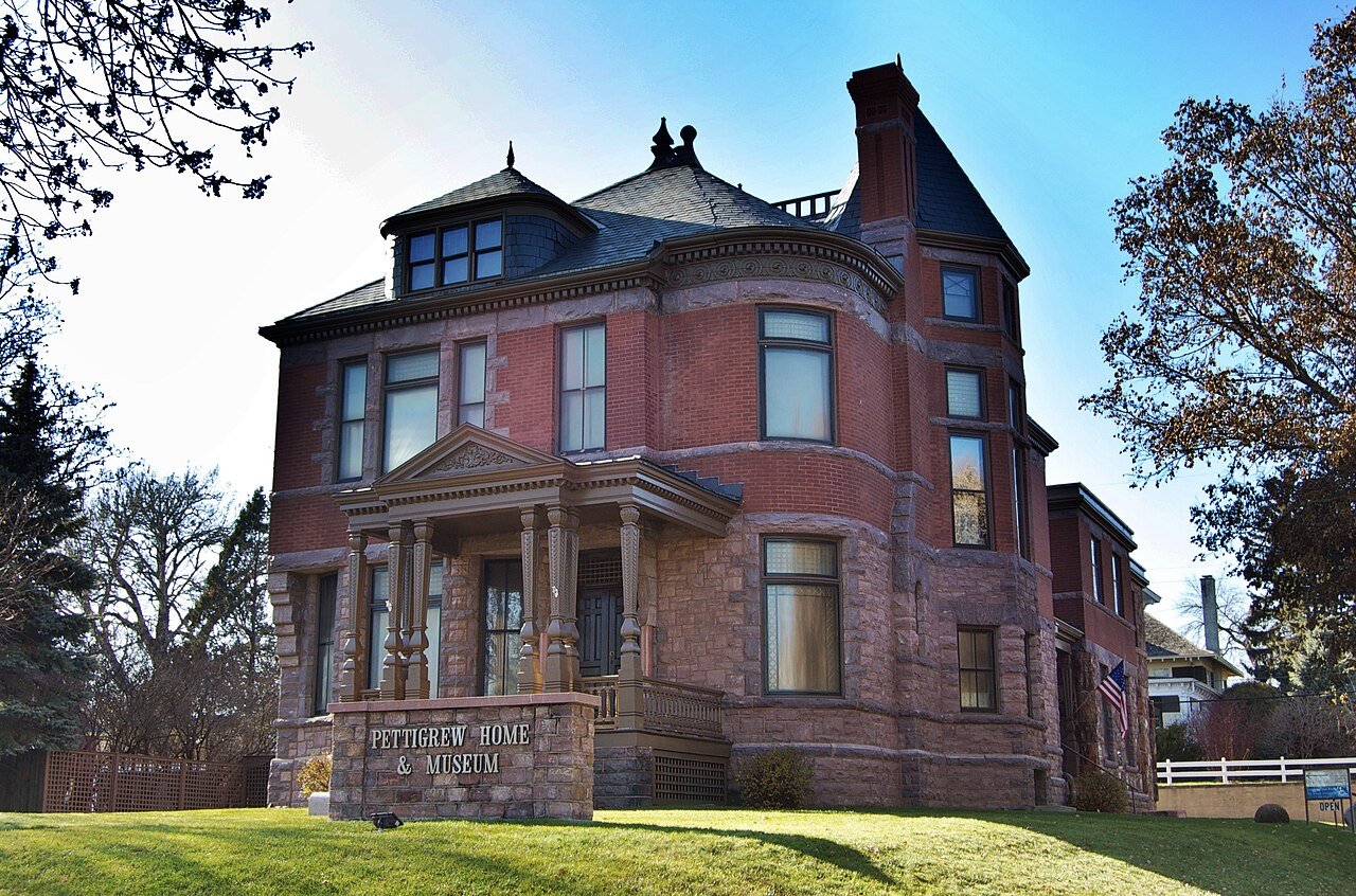 Pettigrew Heights
